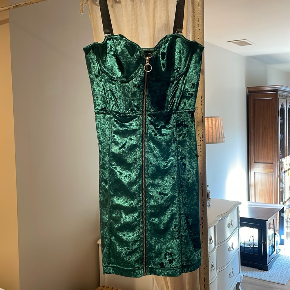 Urban Outfitters - Green Velvet Mini Dress
